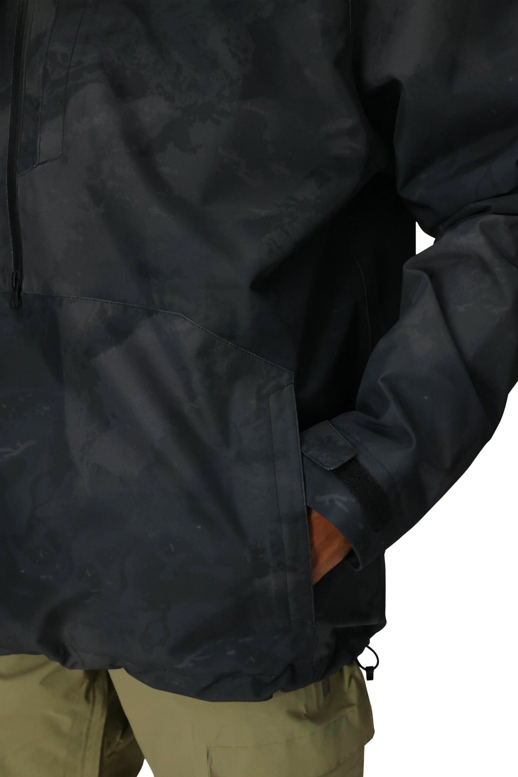 M Gore-Tex Fragment Shell Anorak Black Hemisphere – Image 4