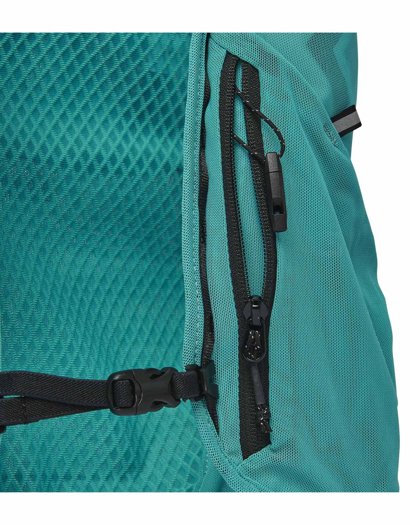 W Distance 4 Dark Patina