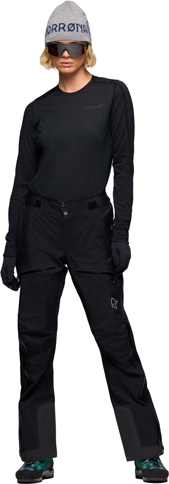 Trollveggen Gore-Tex Pro Light Pants W Caviar Black – Image 2