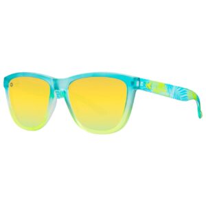 Premiums Casita Palms / Yellow Green